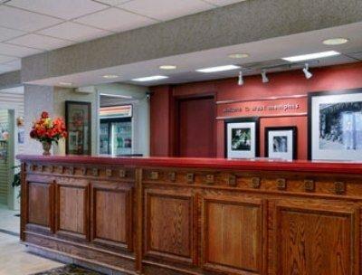 Ramada By Wyndham West Memphis Hotel Interior foto