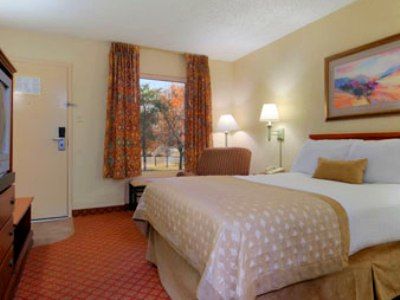 Ramada By Wyndham West Memphis Hotel Quarto foto